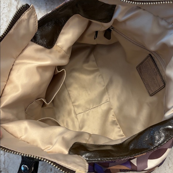 Coach Madison East West Chain Link Signature Tote - Picture 7 of 10